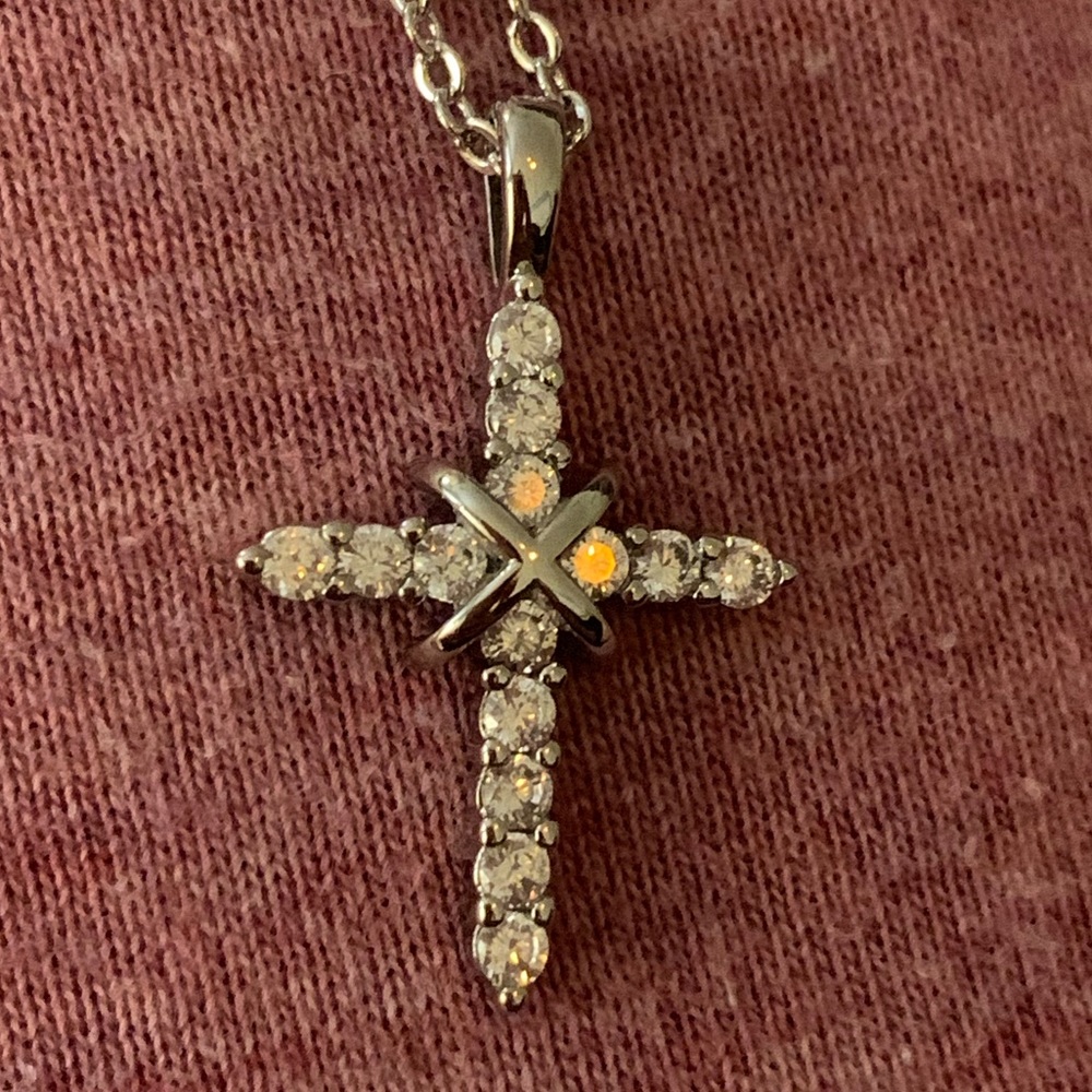 Beautiful cross necklace sterling silver